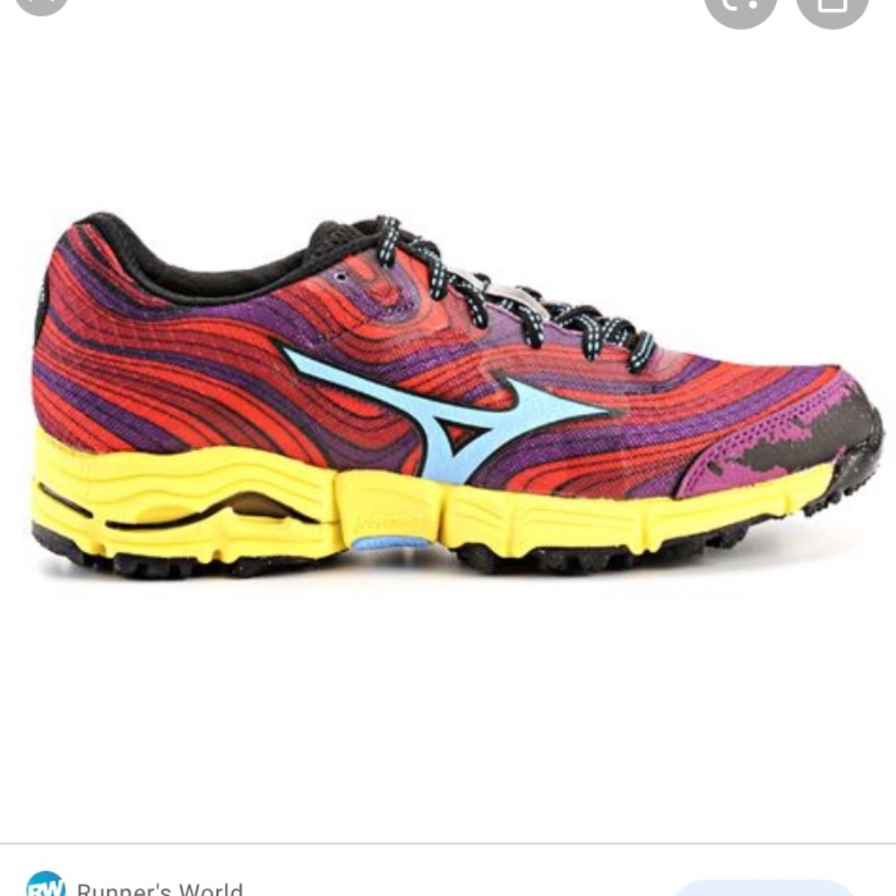Mizuno Wave Kazan trail running sneaker